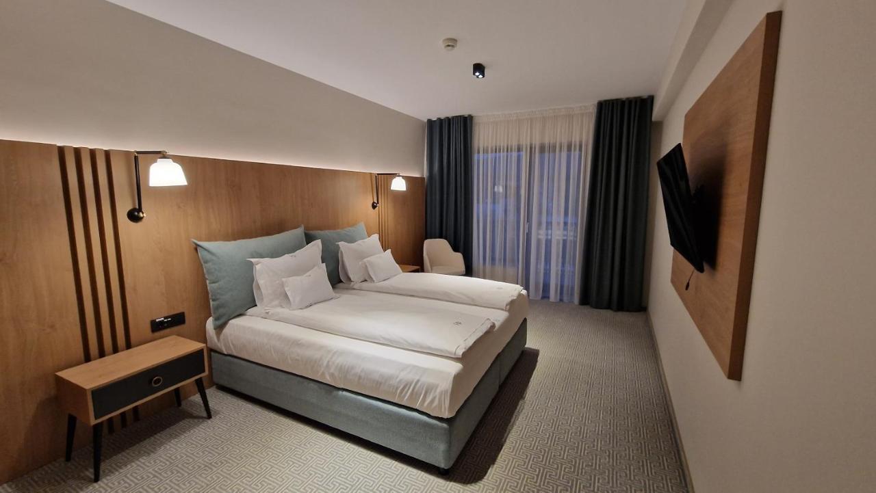 Hotel Sorin Mihai Kereszténysziget Kültér fotó